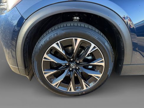 Certified 2024 MAZDA CX-90 Plug-In Hybrid w/ Premium Pkg image 9