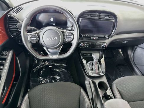 Used 2025 Kia Soul GT-Line FWD image 4