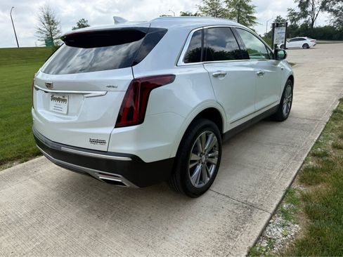 Used 2024 Cadillac XT5 Premium Luxury w/ LPO, Floor Liner Package AWD/4WD image 6