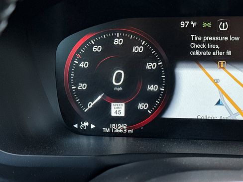 Used 2018 Volvo XC90 T6 Inscription w/ Convenience Package AWD/4WD image 26