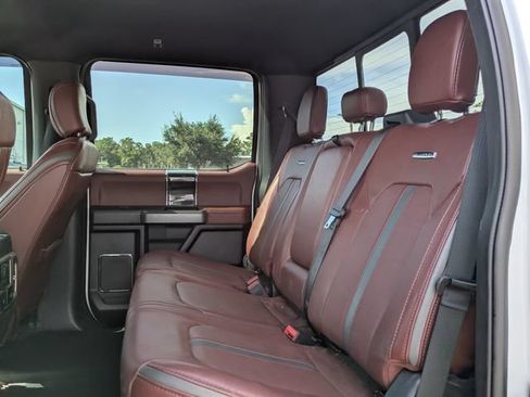 Used 2020 Ford F450 Platinum w/ FX4 Off-Road Package AWD/4WD image 10