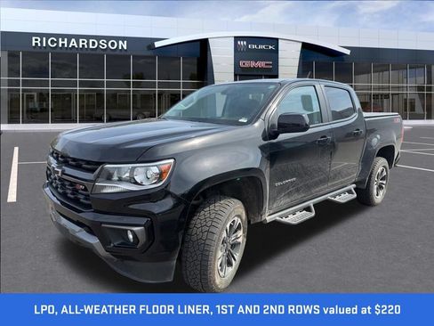 Used 2022 Chevrolet Colorado Z71 AWD/4WD image 5
