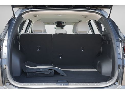 Certified 2025 Hyundai Tucson SE FWD image 11