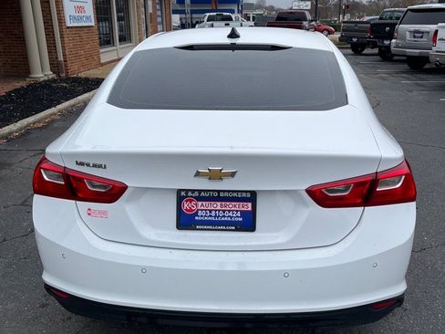 Used 2022 Chevrolet Malibu LS w/ Driver Confidence Package II image 4