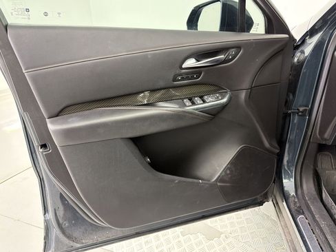 Used 2019 Cadillac XT4 Sport w/ Cold Weather Package image 13