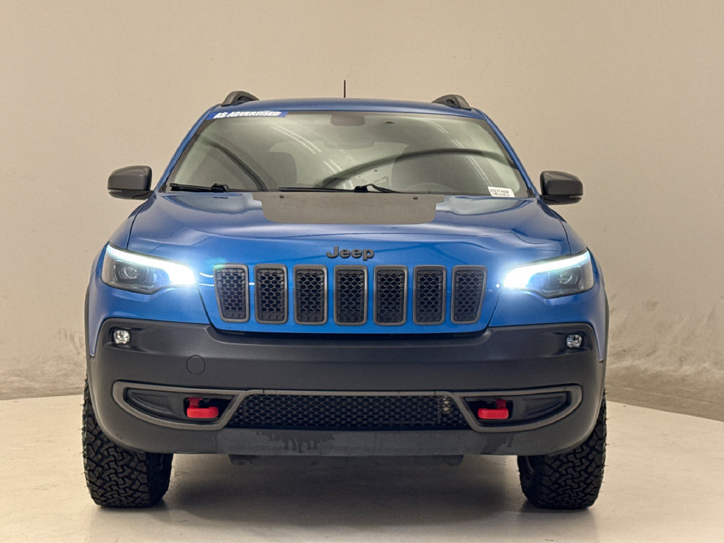 Used 2020 Jeep Grand Cherokee Altitude AWD/4WD image 3