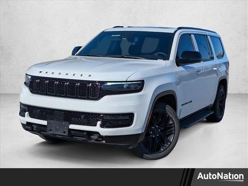 Used 2023 Jeep Wagoneer Series II image 1
