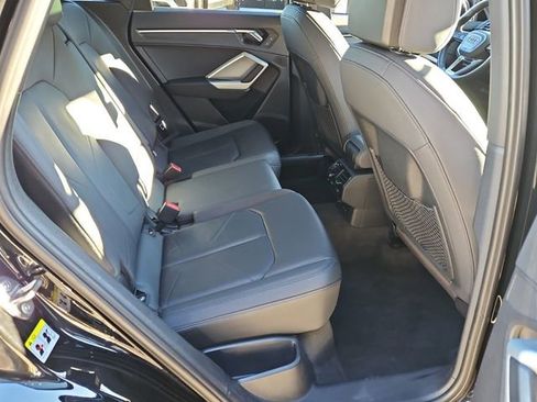 Used 2021 Audi Q3 2.0T Premium w/ Convenience Package image 18