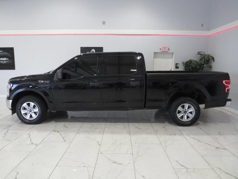 Used 2019 Ford F150 XLT w/ Trailer Tow Package RWD image 5