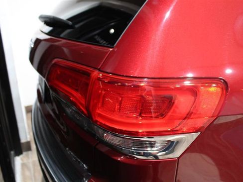 Used 2014 Jeep Grand Cherokee Limited AWD/4WD image 11