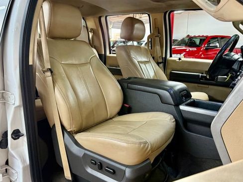 Used 2013 Ford F250 Lariat w/ Lariat Ultimate Pkg image 19