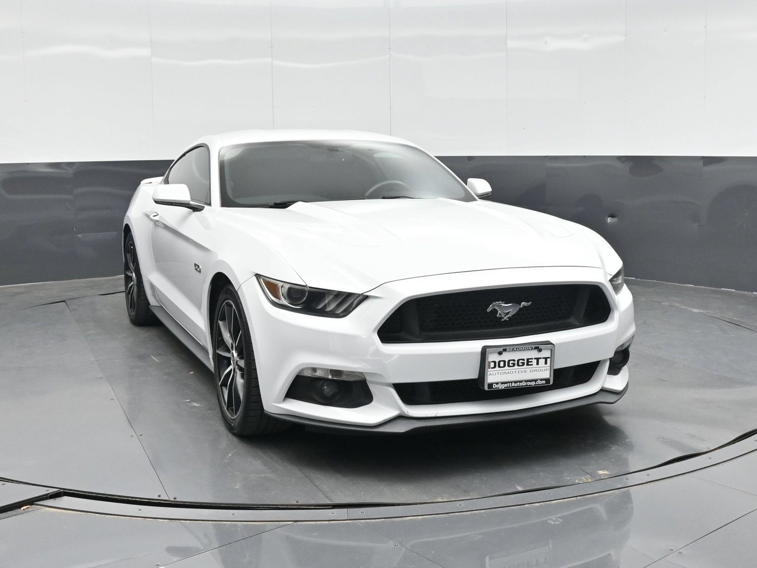 Used 2017 Ford Mustang GT w/ Interior & Wheel Package RWD image 12