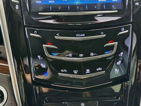 Used 2020 Cadillac Escalade Premium Luxury w/ Escalade Sport Edition AWD/4WD image 18