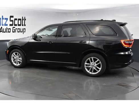 Used 2024 Dodge Durango GT RWD image 3