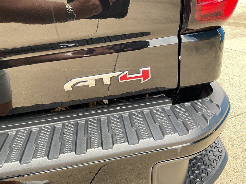 Used 2021 GMC Sierra 1500 AT4 w/ AT4 Preferred Package AWD/4WD image 12