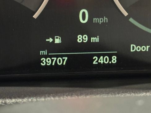 Used 2018 BMW M3 RWD image 19