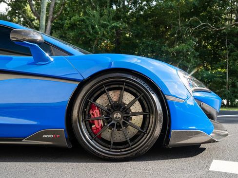 Used 2019 McLaren 600LT RWD image 14