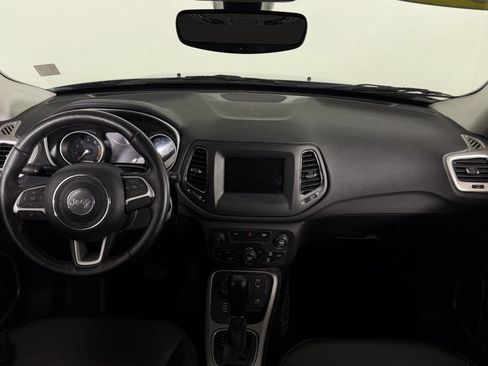 Used 2018 Jeep Compass Latitude w/ Popular Equipment Group AWD/4WD image 34