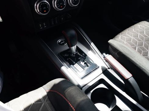 Used 2024 Mitsubishi Outlander Sport LE AWD/4WD image 18