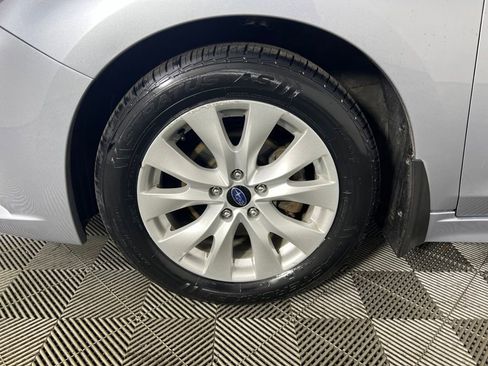 Used 2015 Subaru Legacy 2.5i Premium w/ Moonroof Package AWD/4WD image 17