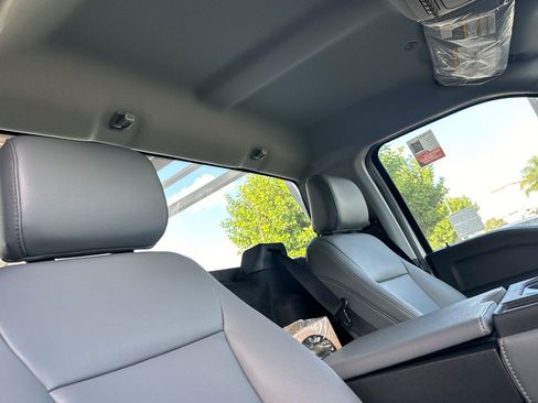 New 2026 Ford F250 XL w/ XL Chrome Package image 15