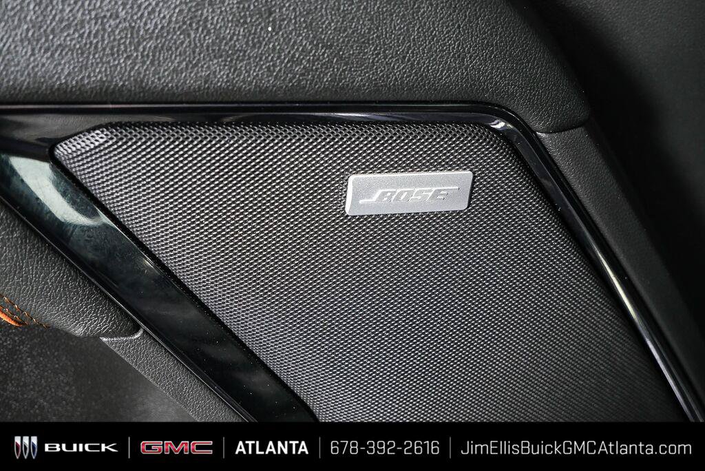 Used 2024 GMC Sierra 1500 AT4 w/ Technology Package AWD/4WD image 8
