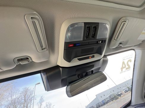 Certified 2024 Subaru Crosstrek 2.0i Premium image 24