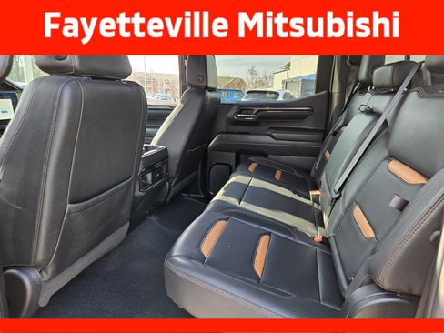 Used 2023 GMC Sierra 1500 AT4 w/ AT4 Preferred Package image 10