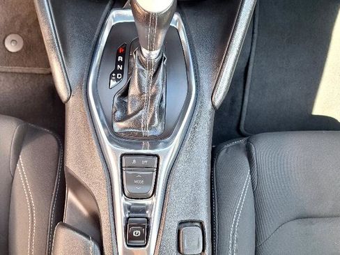 Used 2020 Chevrolet Camaro LT image 18