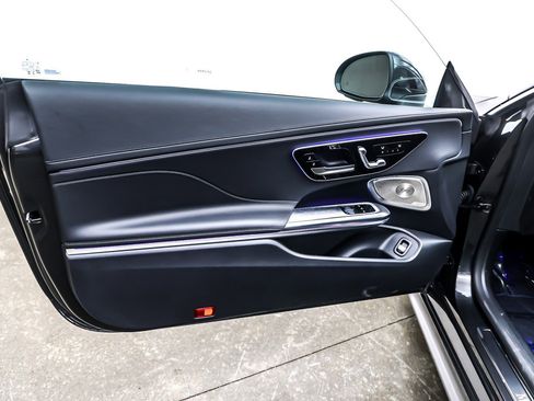 Used 2024 Mercedes-Benz CLE 300 CLE 300 4MATIC Coupe image 20