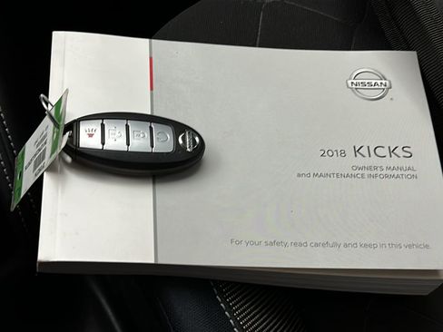 Used 2018 Nissan Kicks SV w/ Exterior Electronics Package FWD image 27