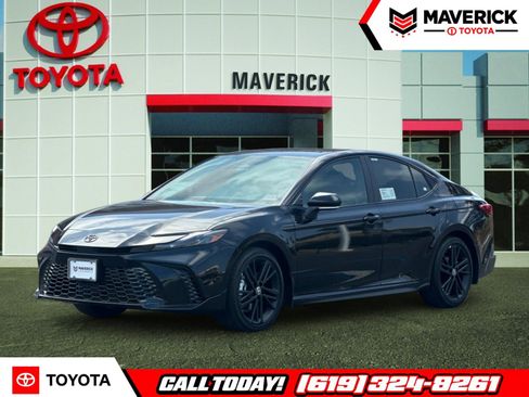 New 2026 Toyota Camry Hybrid FWD image 1