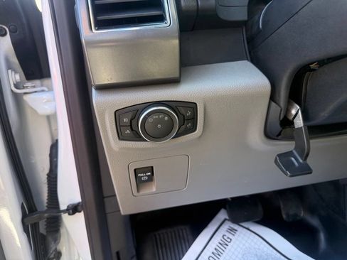 Used 2018 Ford F150 XLT AWD/4WD image 19