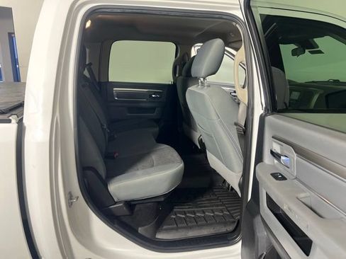 Used 2018 RAM 2500 SLT AWD/4WD image 29