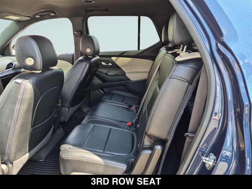 Used 2022 Chevrolet Traverse LS FWD image 16