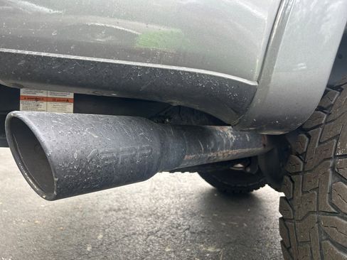 Used 2022 Ford F350 Lariat w/ Tremor Off-Road Package image 11