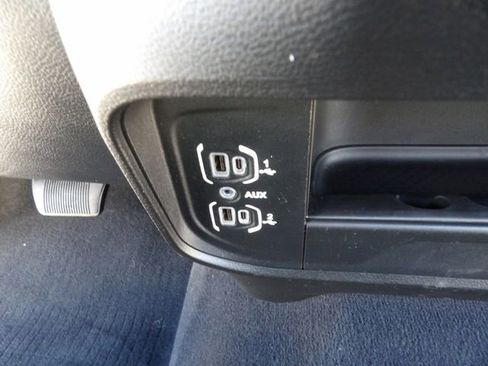 Used 2022 RAM 2500 Tradesman image 24