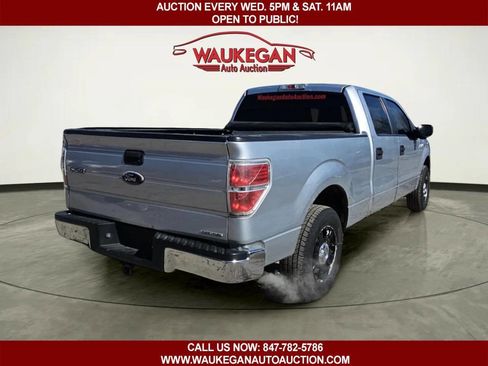 Used 2011 Ford F150 XLT w/ Trailer Tow Pkg image 4