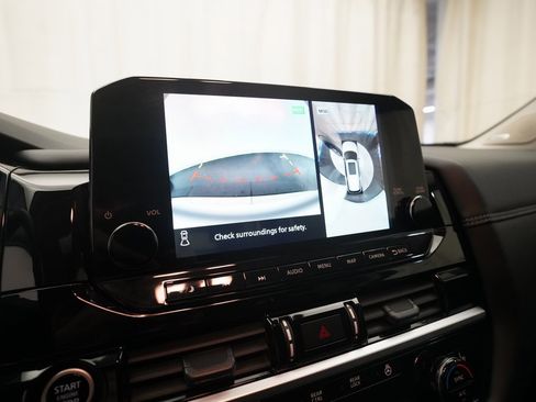 Certified 2024 Nissan Pathfinder Platinum w/ Cargo Package image 21