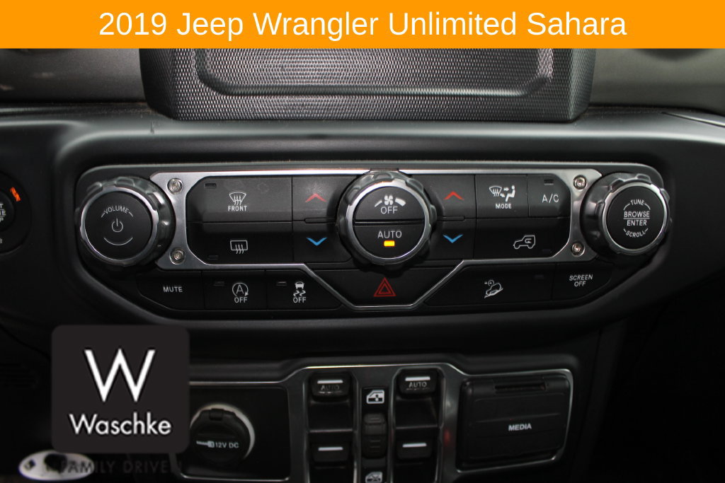 Used 2019 Jeep Wrangler Unlimited Sahara AWD/4WD image 23