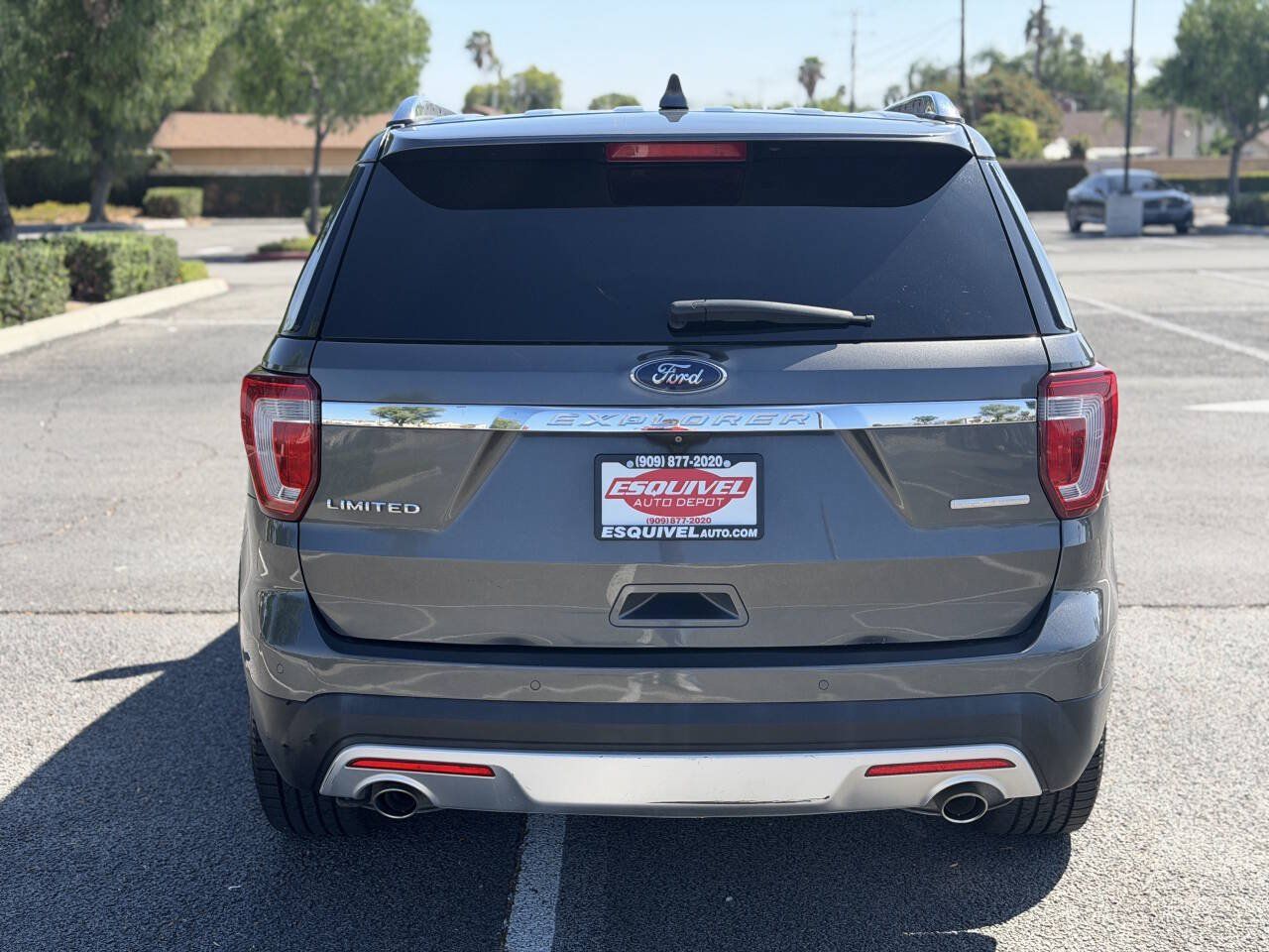 Used 2016 Ford Explorer Limited FWD image 6