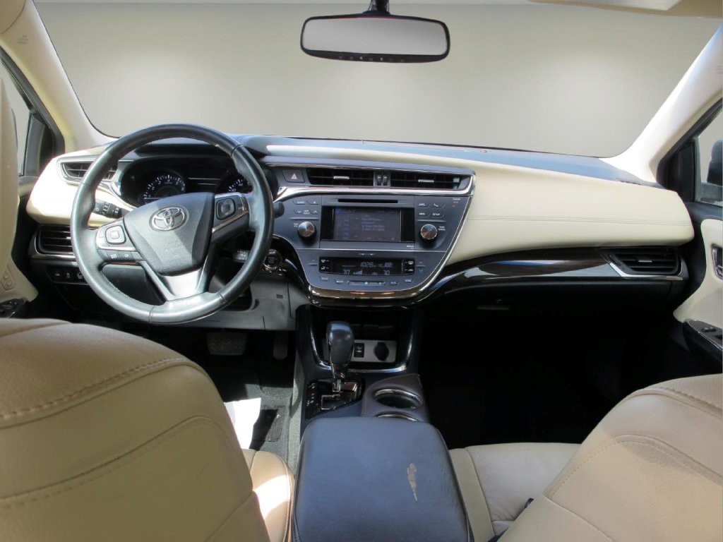 Used 2014 Toyota Avalon XLE Touring FWD image 20