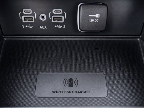 Used 2023 Jeep Grand Cherokee Altitude image 26