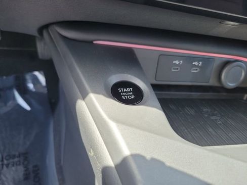 New 2026 Nissan Sentra SR w/ Floor Mat Package FWD image 21