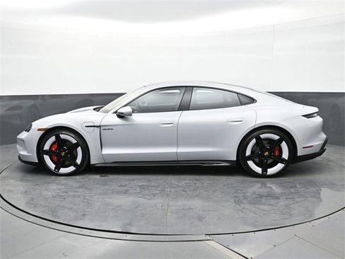 New 2025 Porsche Taycan GTS image 2