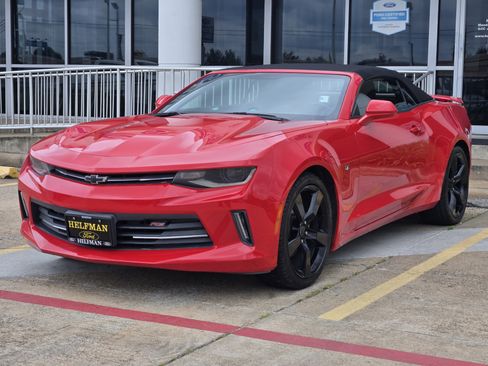 Used 2017 Chevrolet Camaro LT w/ RS Package RWD image 2