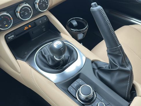 New 2025 MAZDA MX-5 Miata RF Grand Touring image 21