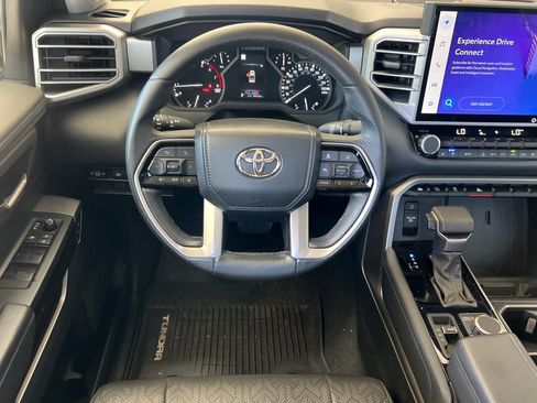 Used 2023 Toyota Tundra Limited AWD/4WD image 15