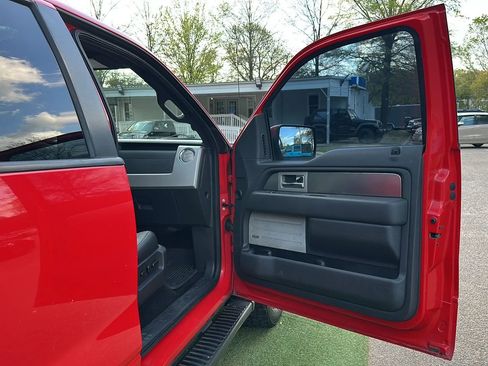 Used 2014 Ford F150 FX4 w/ Equipment Group 402A Luxury image 26