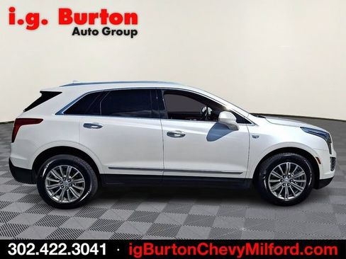 Certified 2018 Cadillac XT5 Luxury w/ Driver Awareness Package AWD/4WD image 7